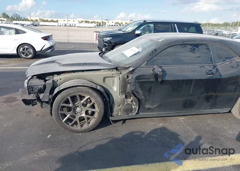 2016 Dodge Challenger R/T Scat Pack from USA, damaged, VIN 2C3CDZFJ8GH184846